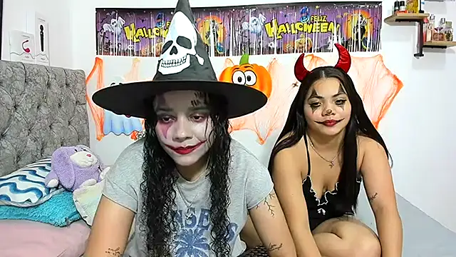 nay and aleja1 online show from October 31, 3:29 am