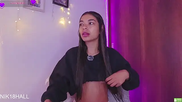 Nicolle swt online show from March 4, 10:21 am