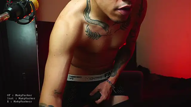 AlphaMasterXxx online show from January 9, 5:43 am