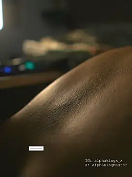 Snapshot of AlphaMasterXxx chatting on July 14, 10:59 pm AlphaMasterXxx online show from July 14, 10:59 pm