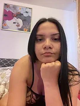 Snapshot of Selena_y chatting on May 18, 5:08 pm Selena y online show from May 18, 5:08 pm
