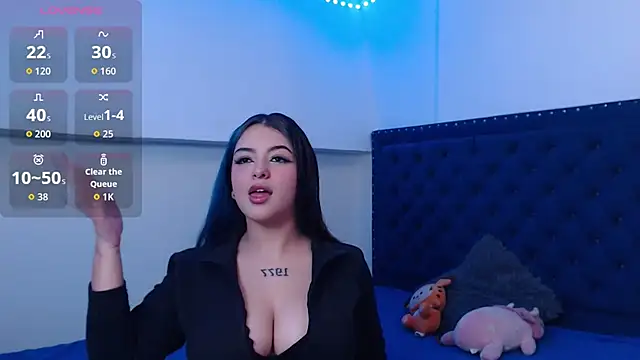 MaviceMur online show from December 15, 7:51 pm