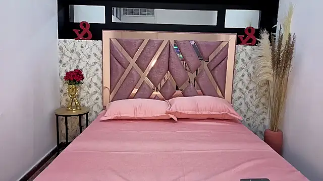 mysterius boy online show from December 2, 8:37 pm