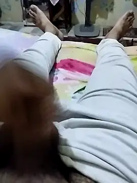 Snapshot of Sambox979 chatting on December 13, 10:37 pm Sambox979 online show from December 13, 10:37 pm