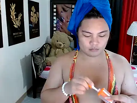 Snapshot of TSbrianaHugeCock chatting on May 13, 11:18 am TSbrianaHugeCock online show from May 13, 11:18 am