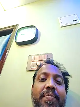 Snapshot of machoguyyy chatting on October 16, 3:46 pm machoguyyy online show from October 16, 3:46 pm