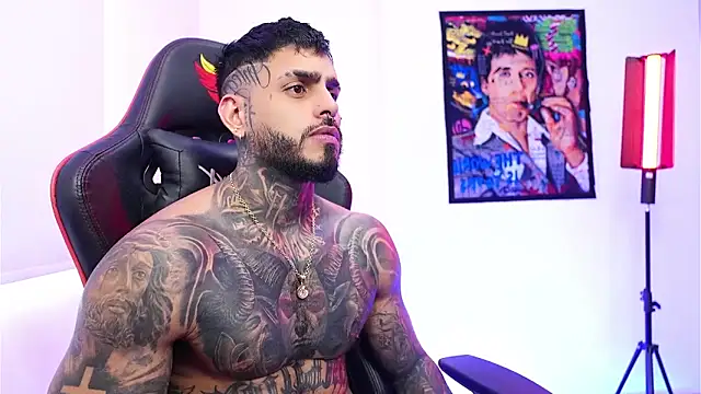 logan hugh8 online show from December 22, 2:47 pm