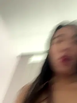 luluya1314 online show from November 30, 3:21 am