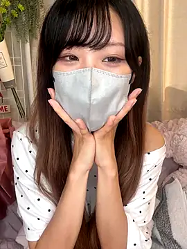 emiiiii1001 online show from September 26, 5:11 am