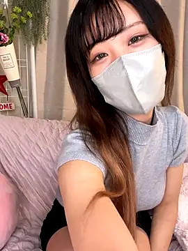 emiiiii1001 online show from September 27, 1:16 pm