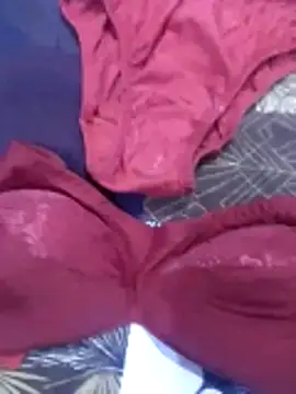 Snapshot of liza-212 chatting on October 14, 1:12 pm liza-212 online show from October 14, 1:12 pm