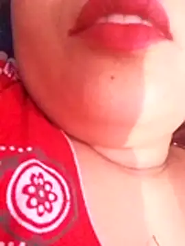 Snapshot of liza-212 chatting on December 4, 7:50 am liza-212 online show from December 4, 7:50 am