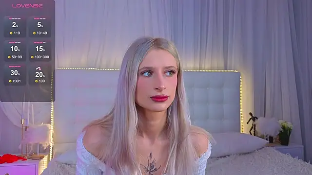 Monica Leen online show from February 23, 6:22 am