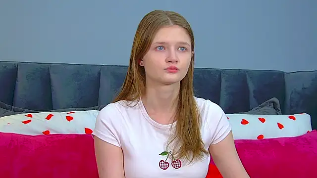 Snapshot of JaneRosen chatting on June 4, 6:19 am JaneRosen online show from June 4, 6:19 am
