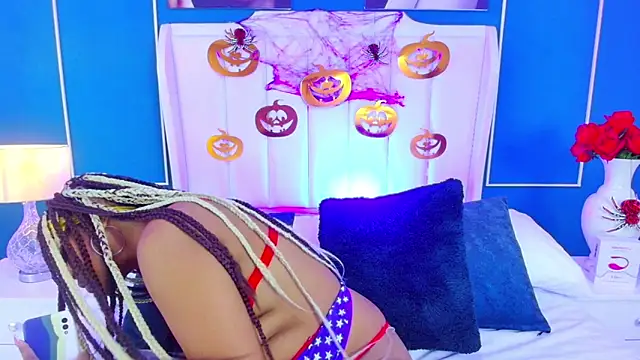 AngelaRoberts online show from October 30, 4:03 am