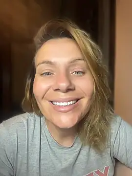 emmasweett11 online show from June 27, 9:42 pm