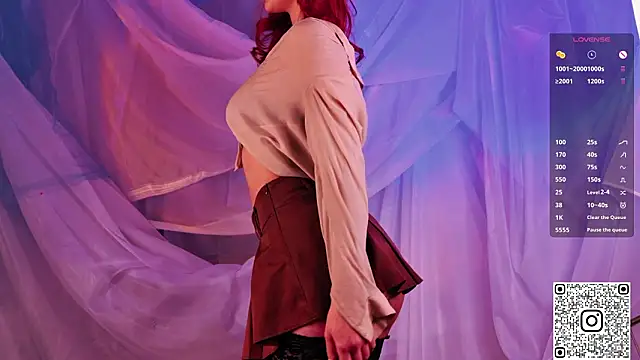 GildedKitten online show from February 13, 7:43 pm