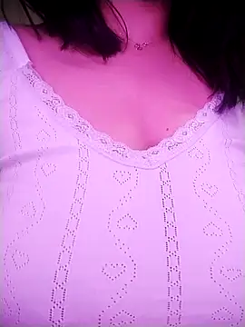 Snapshot of maria_sexyyyy chatting on June 7, 1:15 pm maria sexyyyy online show from June 7, 1:15 pm