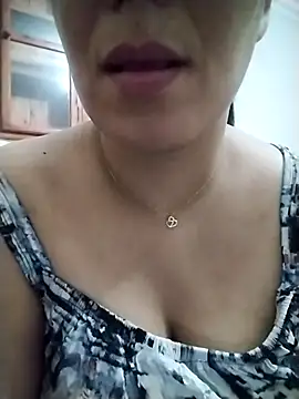 Snapshot of maria_sexyyyy chatting on July 10, 11:29 pm maria sexyyyy online show from July 10, 11:29 pm