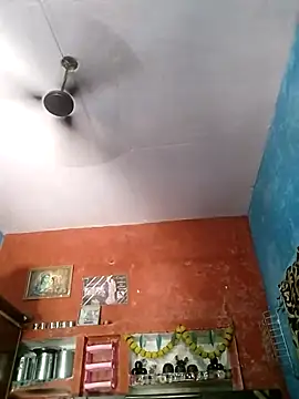 Snapshot of Laxmixx2 chatting on October 5, 3:49 am Laxmixx2 online show from October 5, 3:49 am