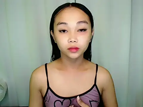 Snapshot of SultryCyraFoxmore chatting on July 9, 12:09 pm SultryCyraFoxmore online show from July 9, 12:09 pm