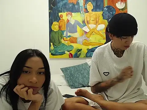 Snapshot of ParisAndVi chatting on September 9, 1:49 am ParisAndVi online show from September 9, 1:49 am