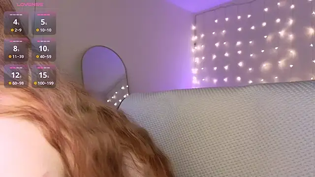 Snapshot of RebeccaAster chatting on May 27, 4:59 pm RebeccaAster online show from May 27, 4:59 pm