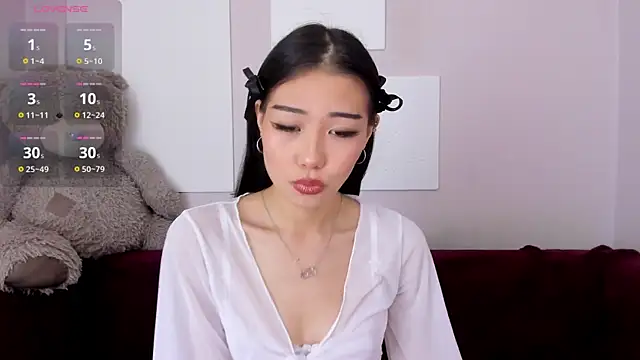 Snapshot of kuro_mimi chatting on December 3, 4:53 am kuro mimi online show from December 3, 4:53 am