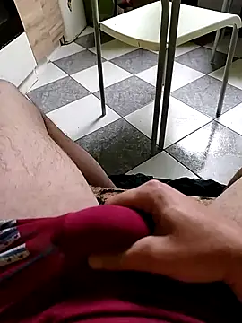 Snapshot of Kanos20@xh chatting on September 10, 9:42 am Kanos20xh online show from September 10, 9:42 am