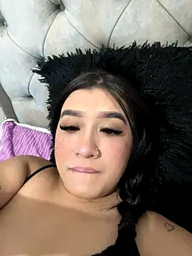 Aliciawhitee online show from December 5, 2:20 am