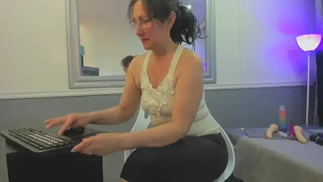 Oriana Jhonson online show from March 17, 11:24 am