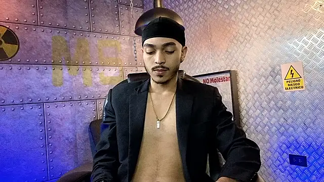 MarcusRain  online show from March 10, 11:43 pm