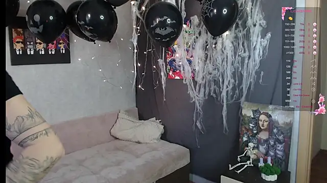 Violetwin online show from October 31, 12:28 pm