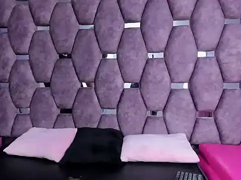 hazel 18  online show from April 9, 2:44 am