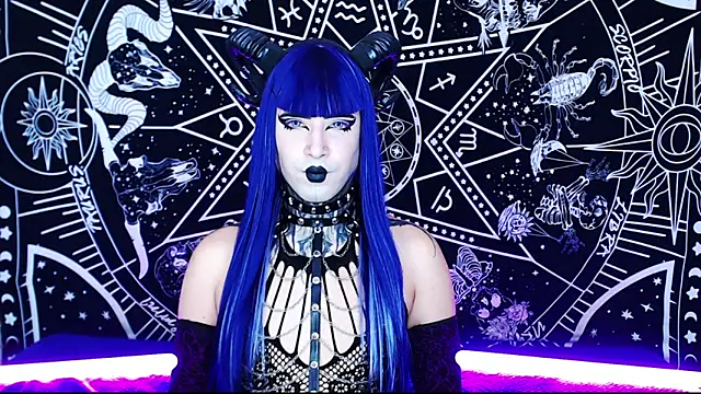 Snapshot of naomi_satan chatting on April 1, 12:55 am naomi satan online show from April 1, 12:55 am