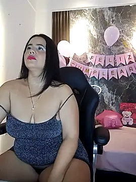 zafina 09 online show from November 4, 9:25 pm