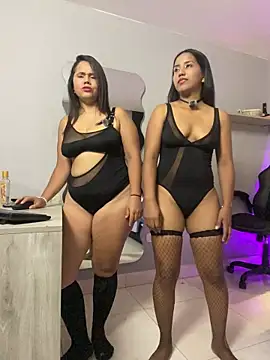 Snapshot of zafina_09 chatting on June 11, 4:21 am zafina 09 online show from June 11, 4:21 am