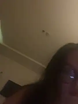 cherryrosealiee online show from February 10, 11:25 am