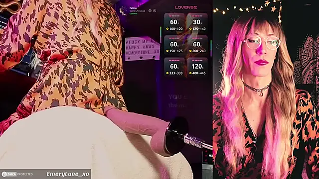 EmeryLune xo online show from January 7, 5:43 am