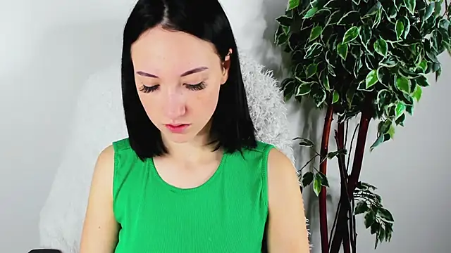 EileenMoores online show from October 17, 12:08 pm