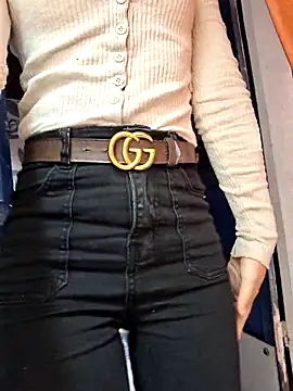 irina hana online show from January 8, 1:19 am