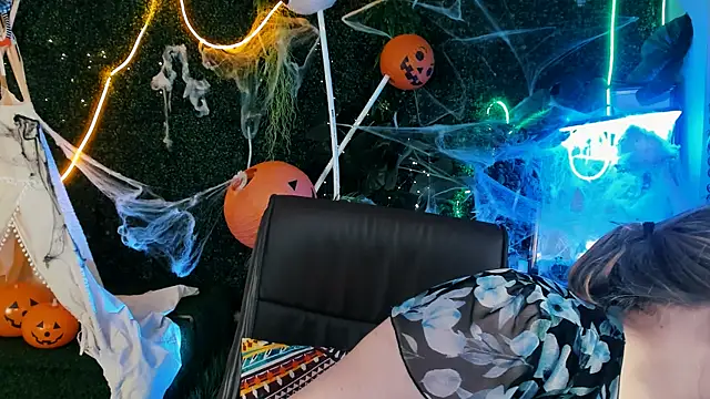 SladaDell online show from October 17, 5:10 am