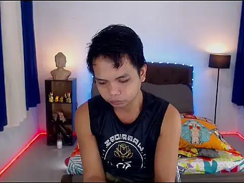 XExtraServiceManX online show from November 17, 2:01 pm