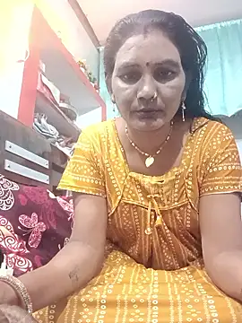 Snapshot of ZIVAA chatting on November 16, 8:31 am ZIVAA online show from November 16, 8:31 am