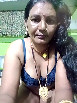 Snapshot of ZIVAA chatting on December 2, 9:25 am ZIVAA online show from December 2, 9:25 am