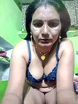 Snapshot of ZIVAA chatting on January 14, 8:09 am ZIVAA online show from January 14, 8:09 am