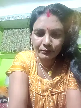 Snapshot of ZIVAA chatting on February 3, 11:04 am ZIVAA online show from February 3, 11:04 am