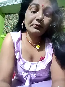 Snapshot of ZIVAA chatting on February 7, 7:28 pm ZIVAA online show from February 7, 7:28 pm