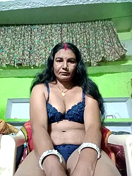 Snapshot of ZIVAA chatting on February 8, 11:13 am ZIVAA online show from February 8, 11:13 am