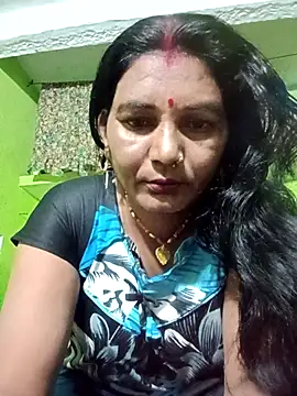 Snapshot of ZIVAA chatting on February 18, 3:35 am ZIVAA online show from February 18, 3:35 am